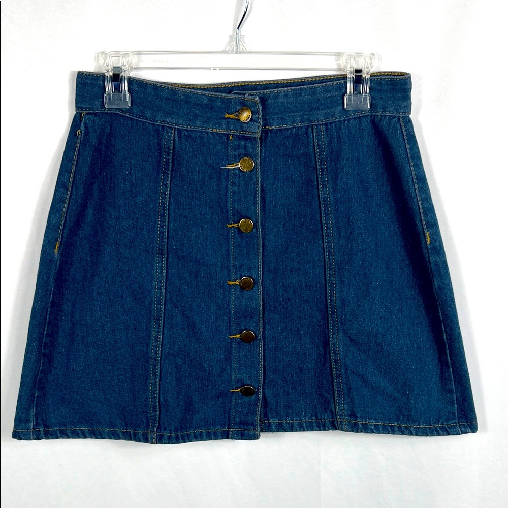 Heritage Falmer Women’s Classic Blue Denim A-Line Mini Skirt Large Button Front‎